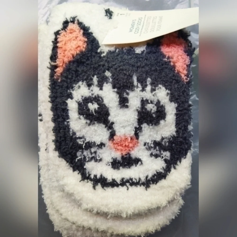 Kitty Face Women's Cozy Socks